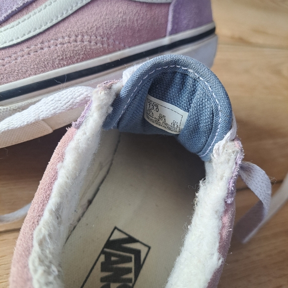 Vans suede tongue Sherpa old skool lace up sneakers size 13y (30.5 EUR) - Picture 5 of 7